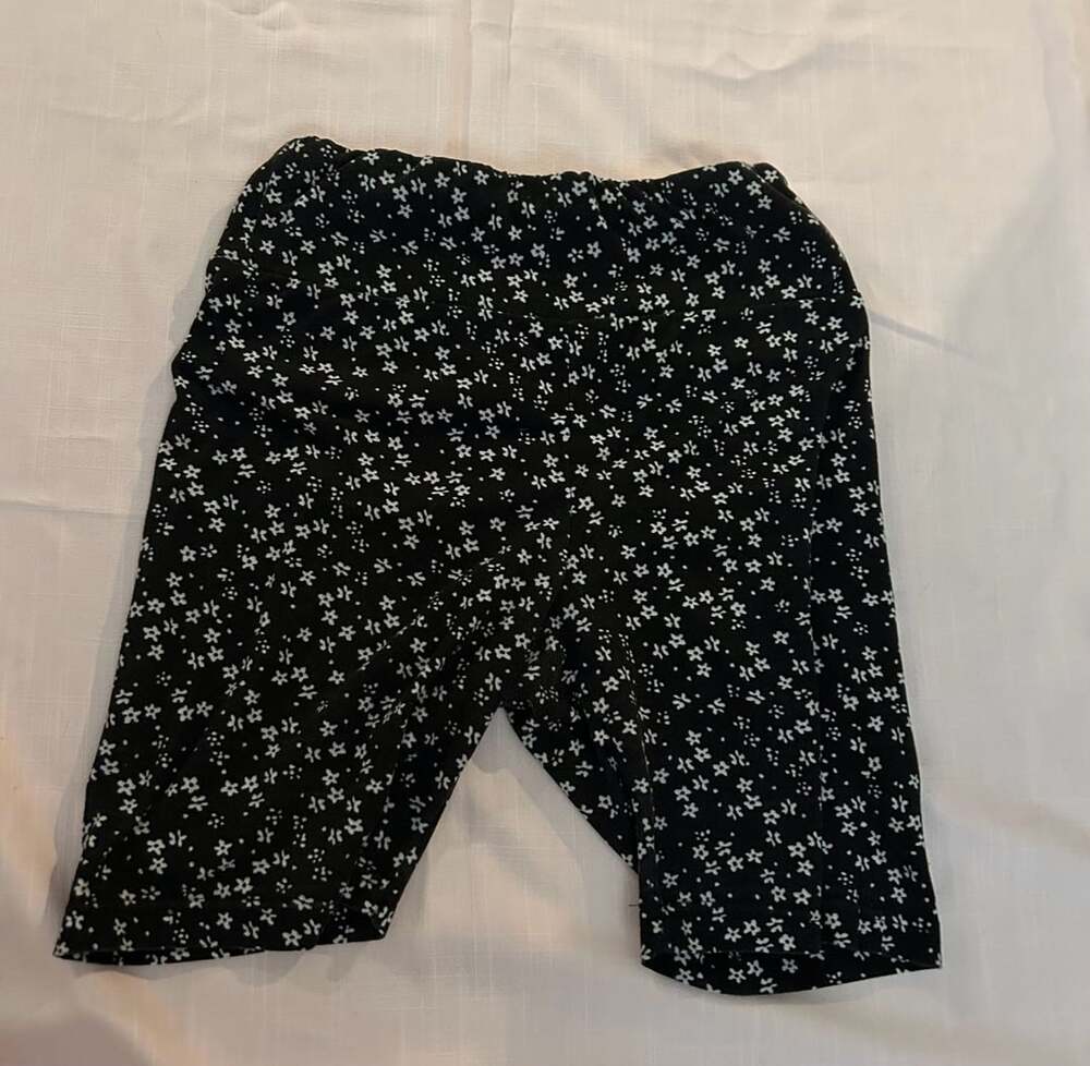 No Boundaries Black Floral Biker Shorts Size S (3-5)